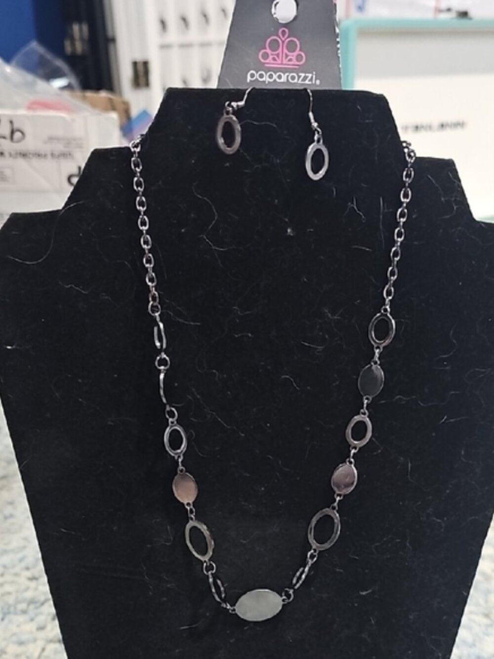 Paparazzi Black and Silver Necklace Set